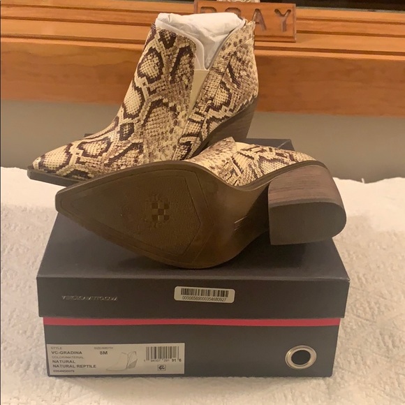Vince Camuto Gradina Block Heel Bootie Snake Print - Picture 5 of 9